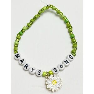 Taylor Swift Friendship Bracelet Debut Marys Song